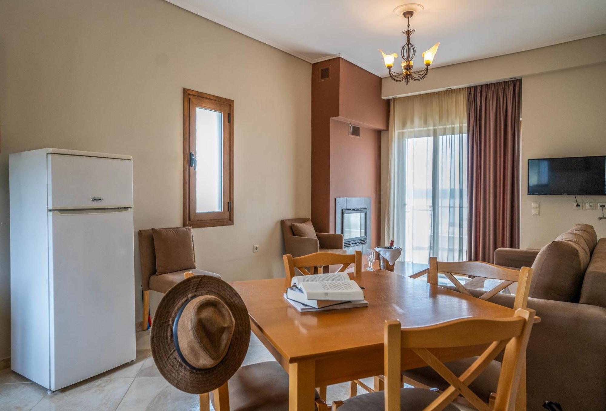 Evia Hotel & Suites Marmari  Kültér fotó