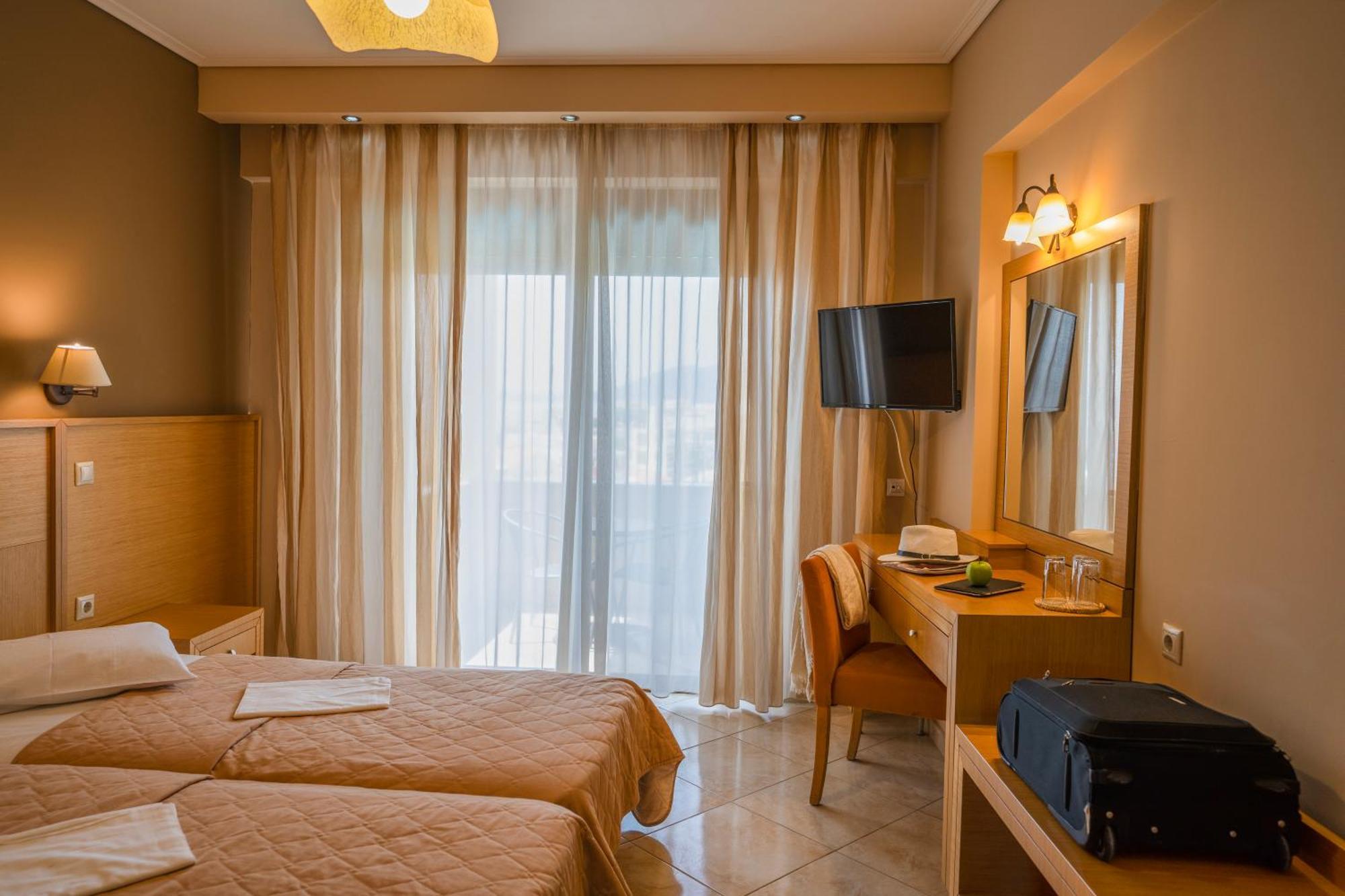 Evia Hotel & Suites Marmari  Kültér fotó