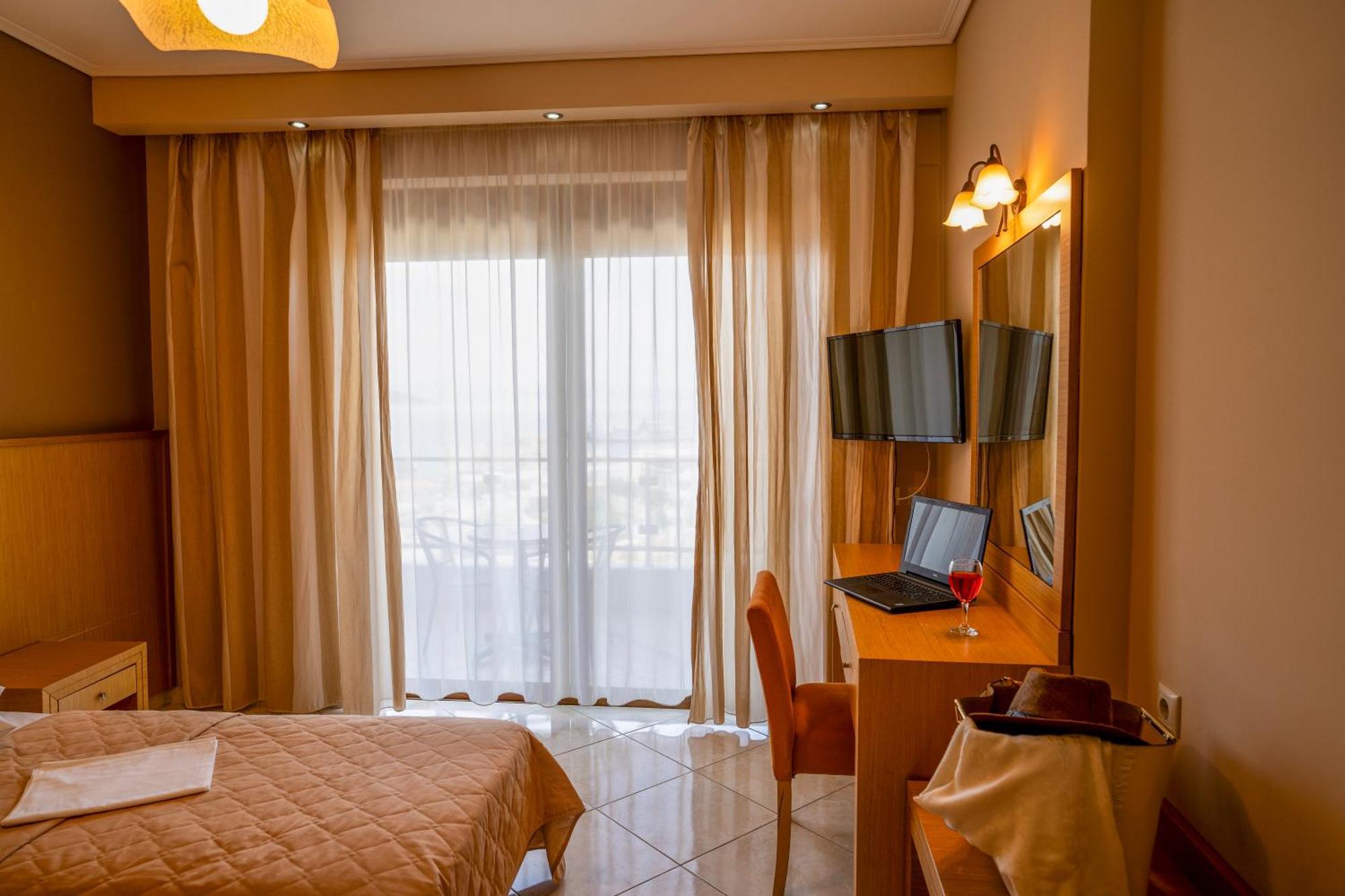 Evia Hotel & Suites Marmari  Kültér fotó